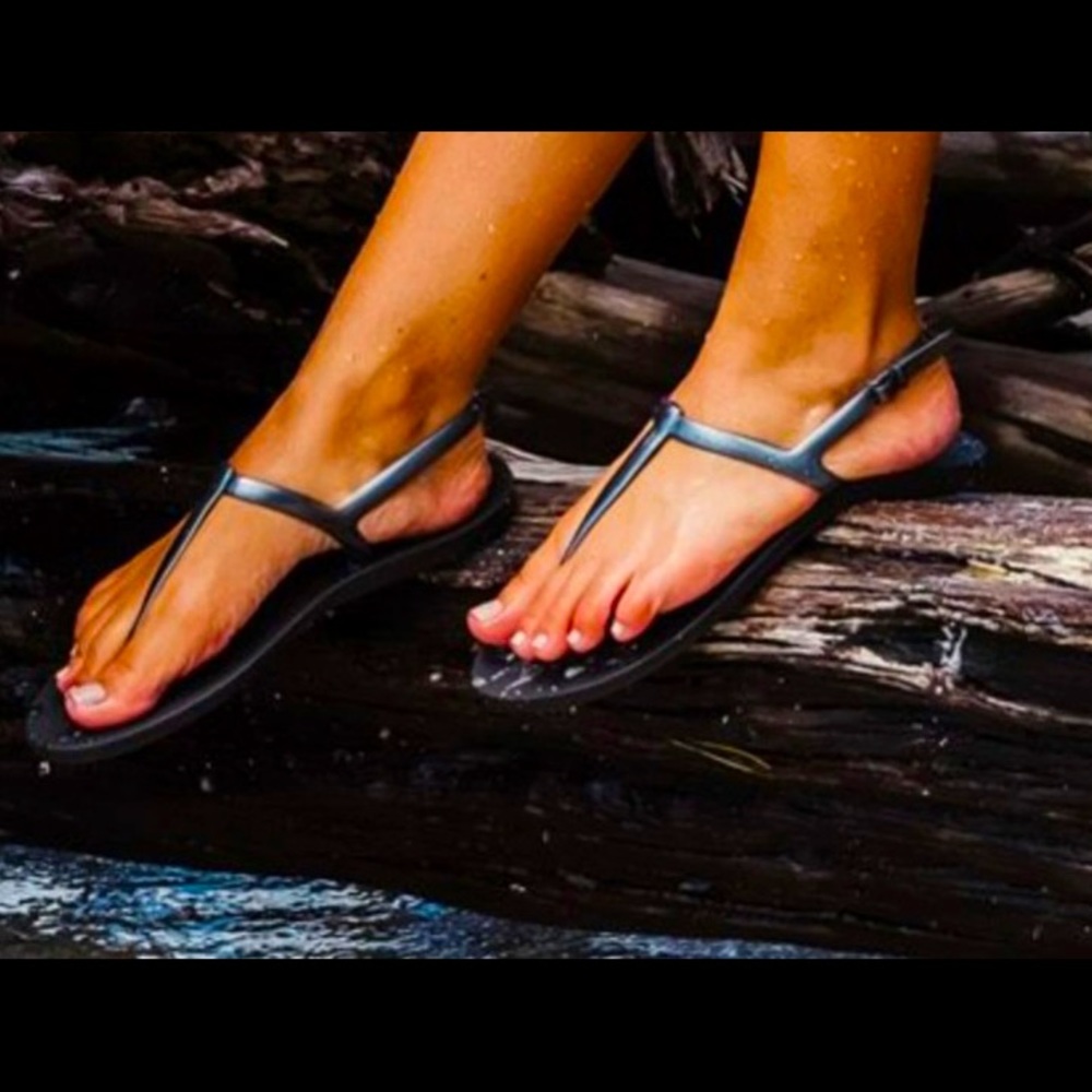 Third Oak Journey T-Strap Sandal NWOT no box